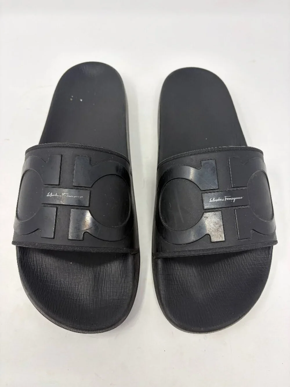 Salvatore Ferragamo men's Groove 2 athletic slides 9 Gancini logo black sandals